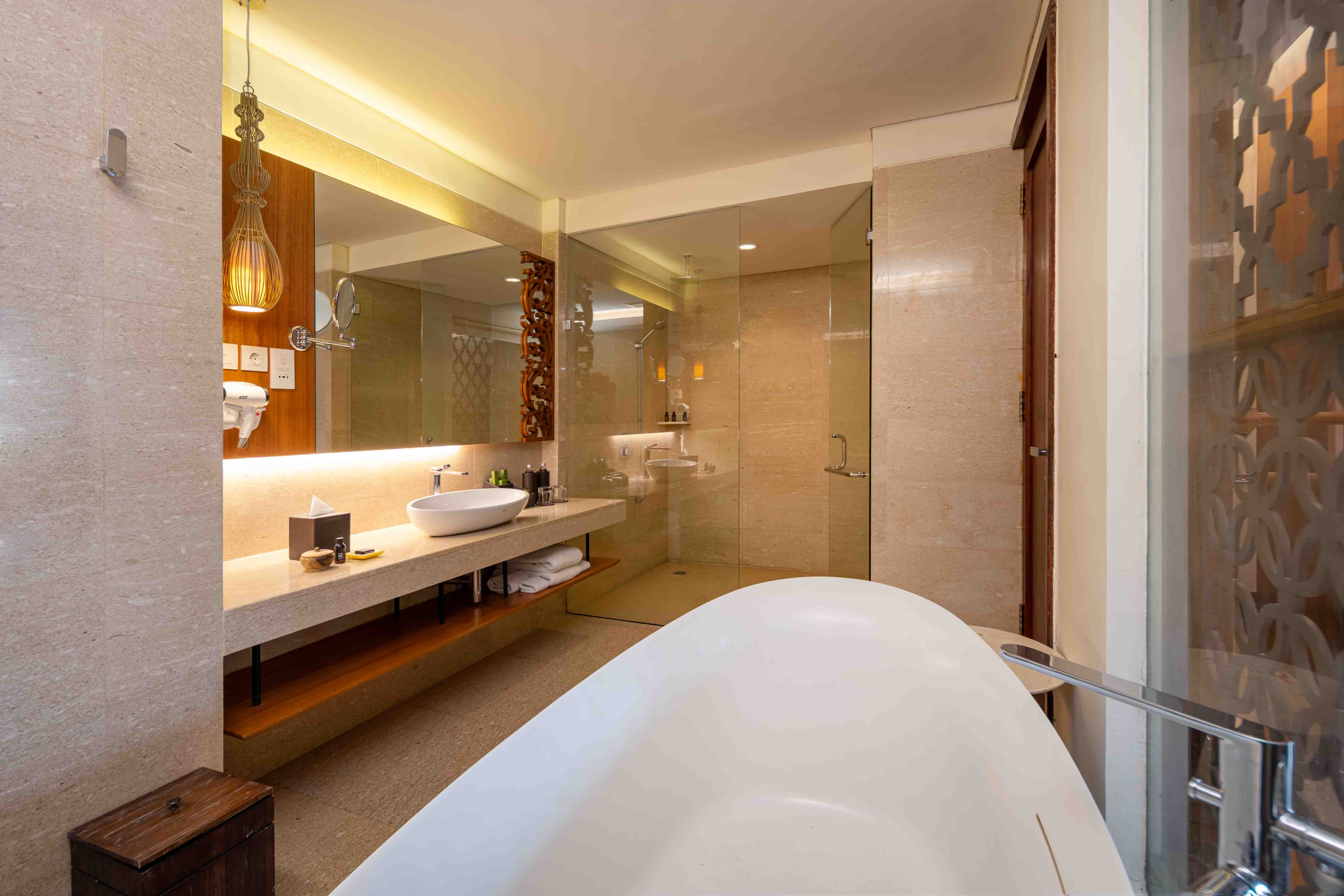 Two Bed Room Suite Garden View - Bathroom