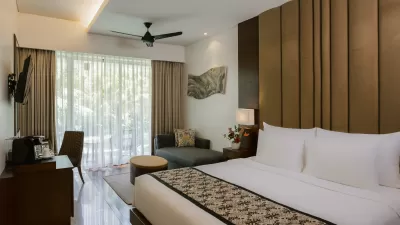 Deluxe Pool Acces - Living Area