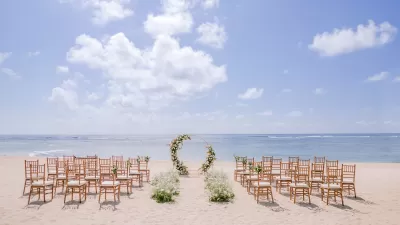 Wedding Beach Fron - Setup